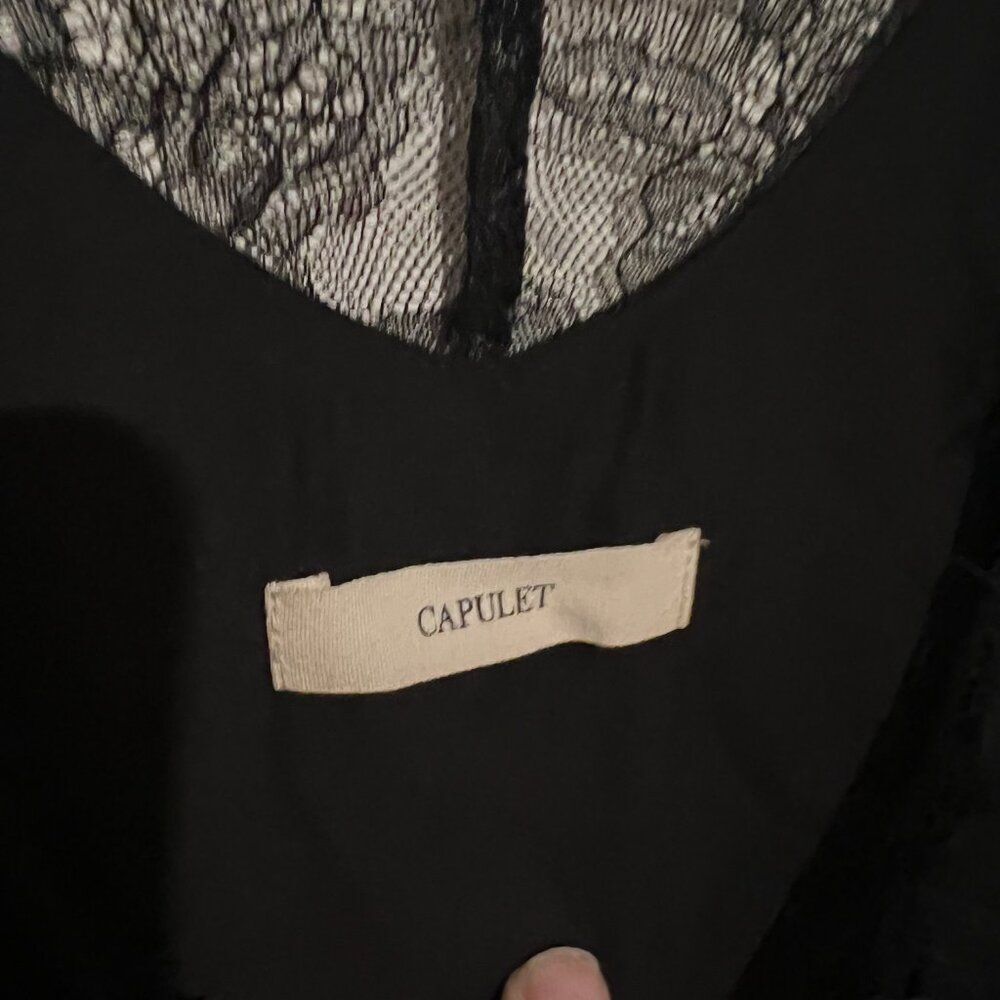 Capulet small‎ blouse - Picture 6 of 9